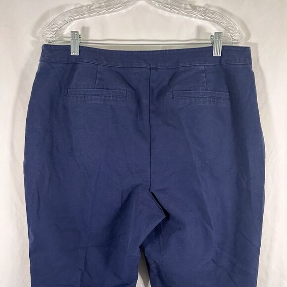 Chico's Pants Women's 14 Blue Crop Fabulously Slimming Pockets High Rise - Picture 7 of 8